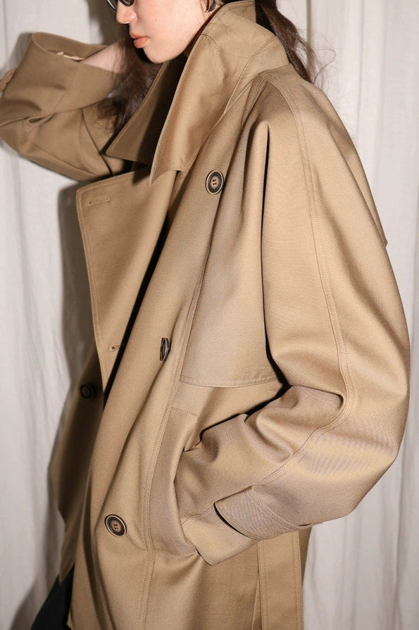 Elegant Twill 3D-Silhouette Collared Short Trench Coat