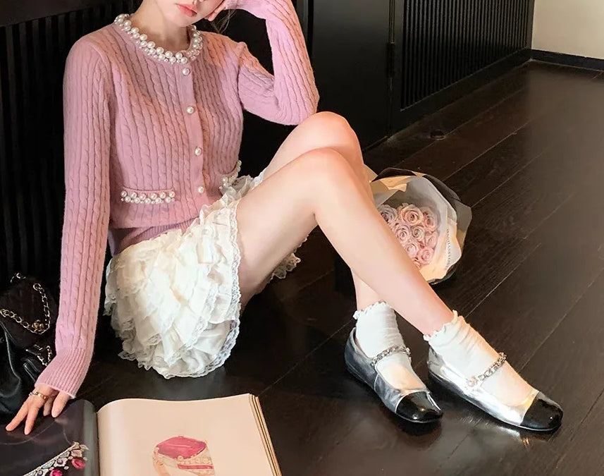 Pearls Button O-neck Cardigan