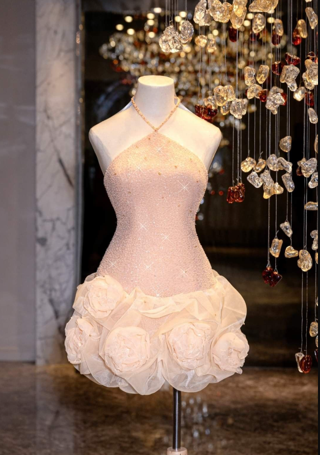 Classy Pink Halter Sequin Sheath Short Birthday Outfits Formal Graduation Homecoming Dress D300