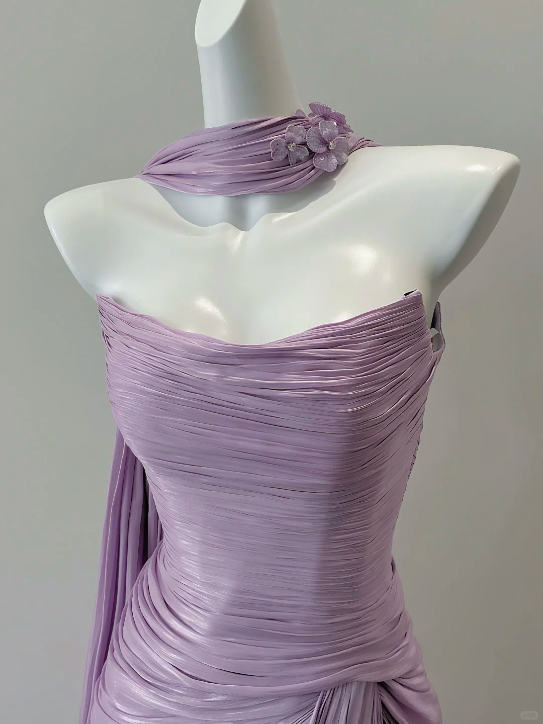 Elegant Purple Fitted Strapless Pleated Satin Long Prom Dress Evening Dress P4097