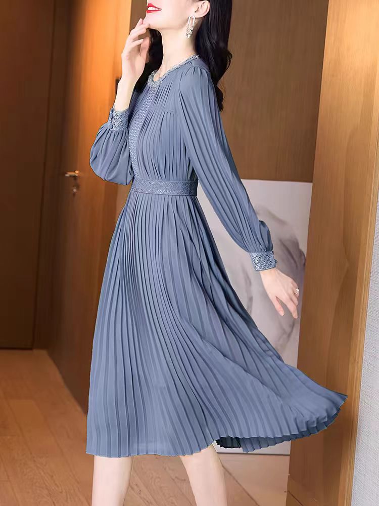 Light Green Chiffon Pleated Cinch Dress O-Neck Long Sleeve - View 5