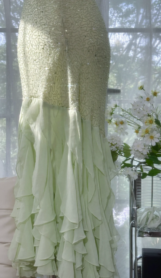 Pretty Spaghetti Straps Light Green Chiffon Beaded Ruffles Mermaid Evening Dress Long Party Dress D1555