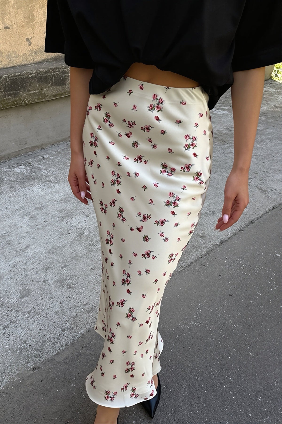 Ditsy Floral Print Bodycon Midi Skirt