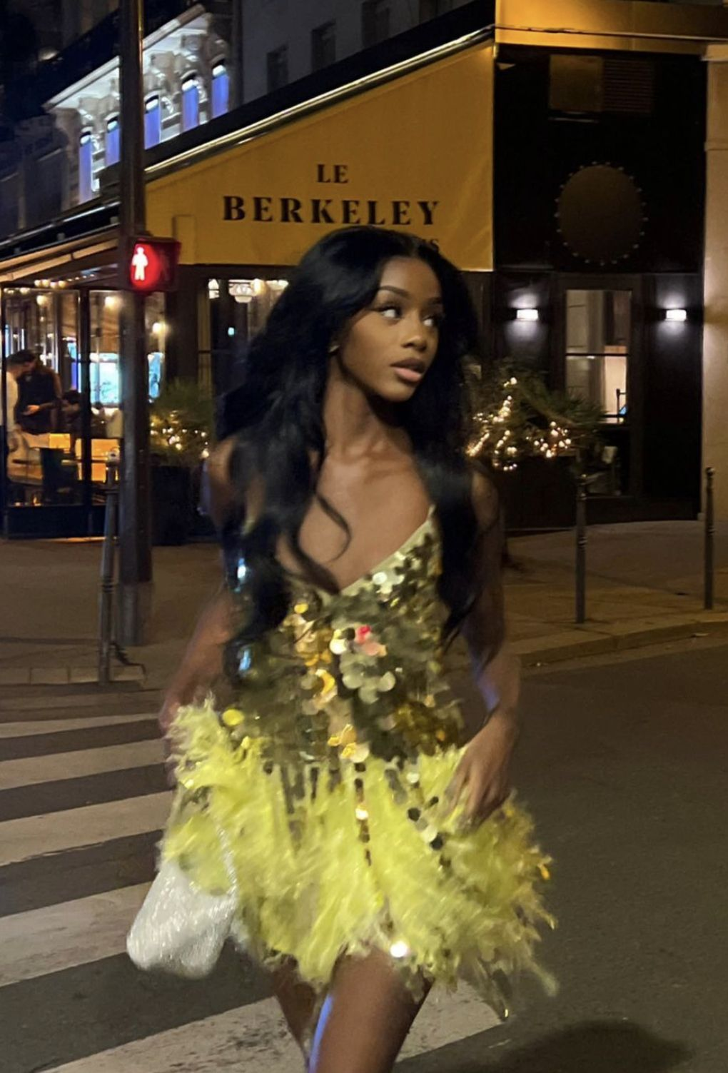 Sparkly Spaghetti Straps V Neck Yellow Sequin Short Birthday Party Dress Formal Homecoming Dress D682