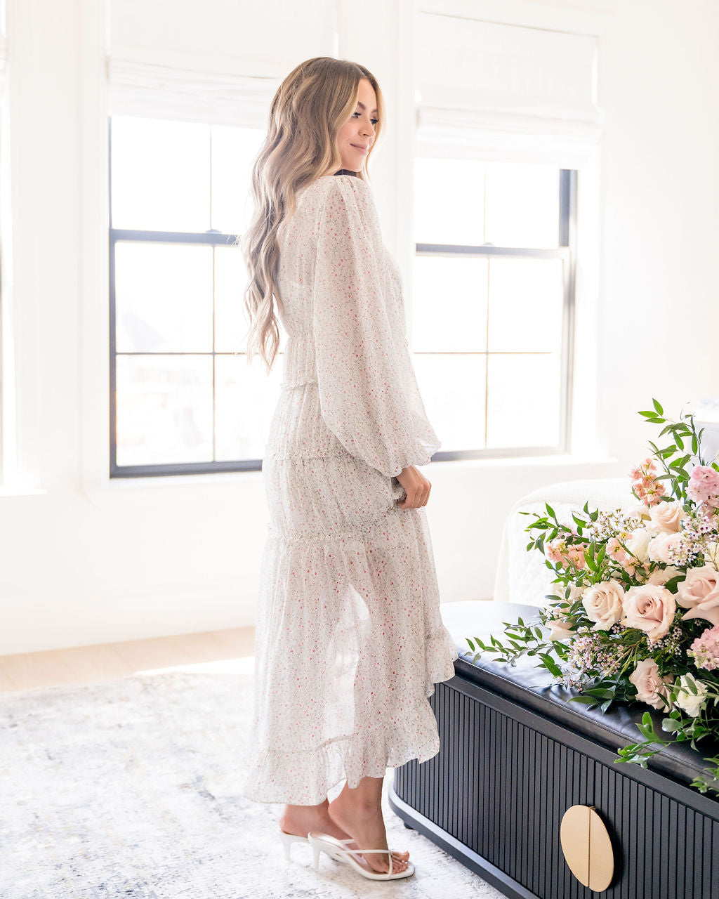 Speckled V-Neck Puff Sleeve Tiered High-Low Midi Dress