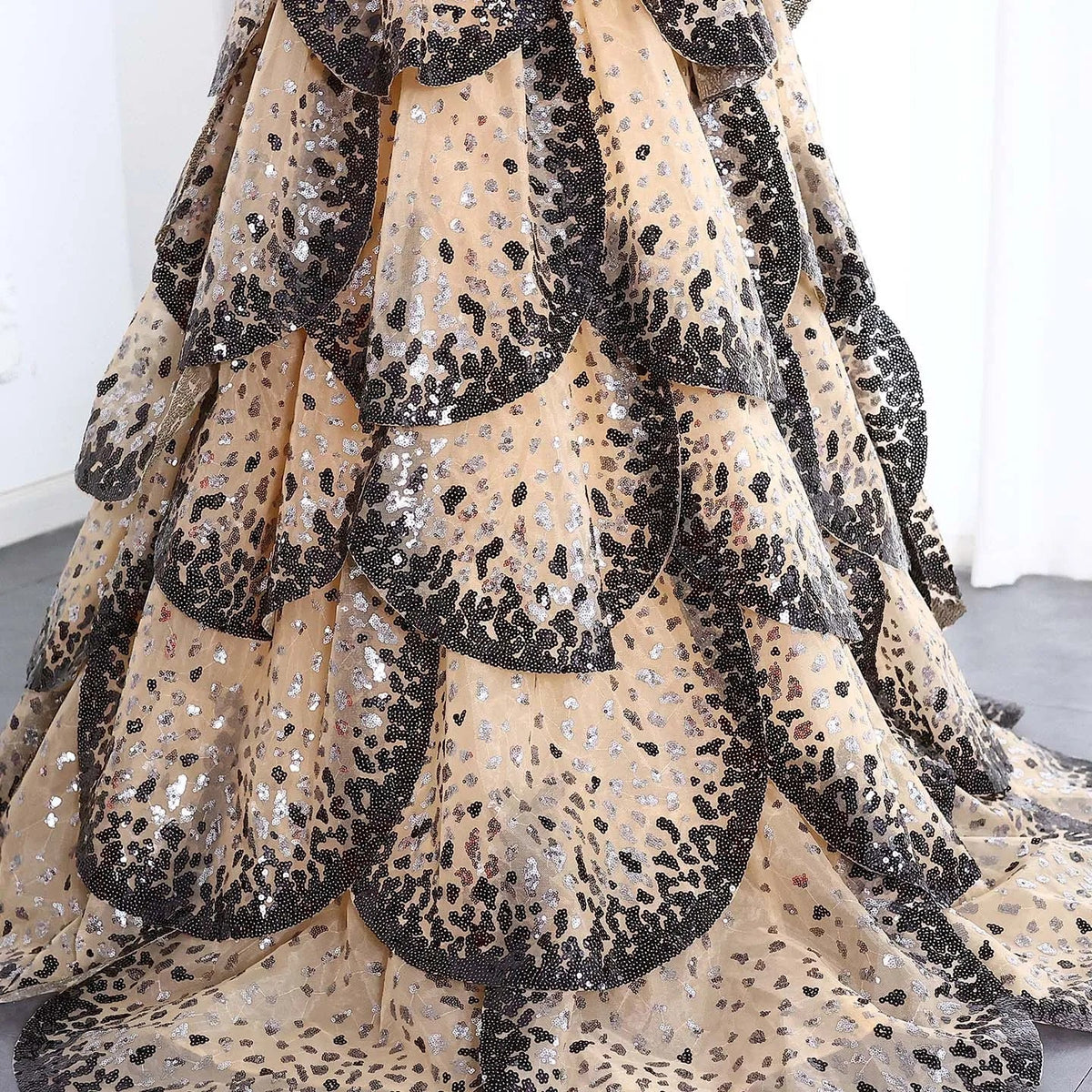 Tulle One Shoulder Tiered A-Line Midi Dress - View 9