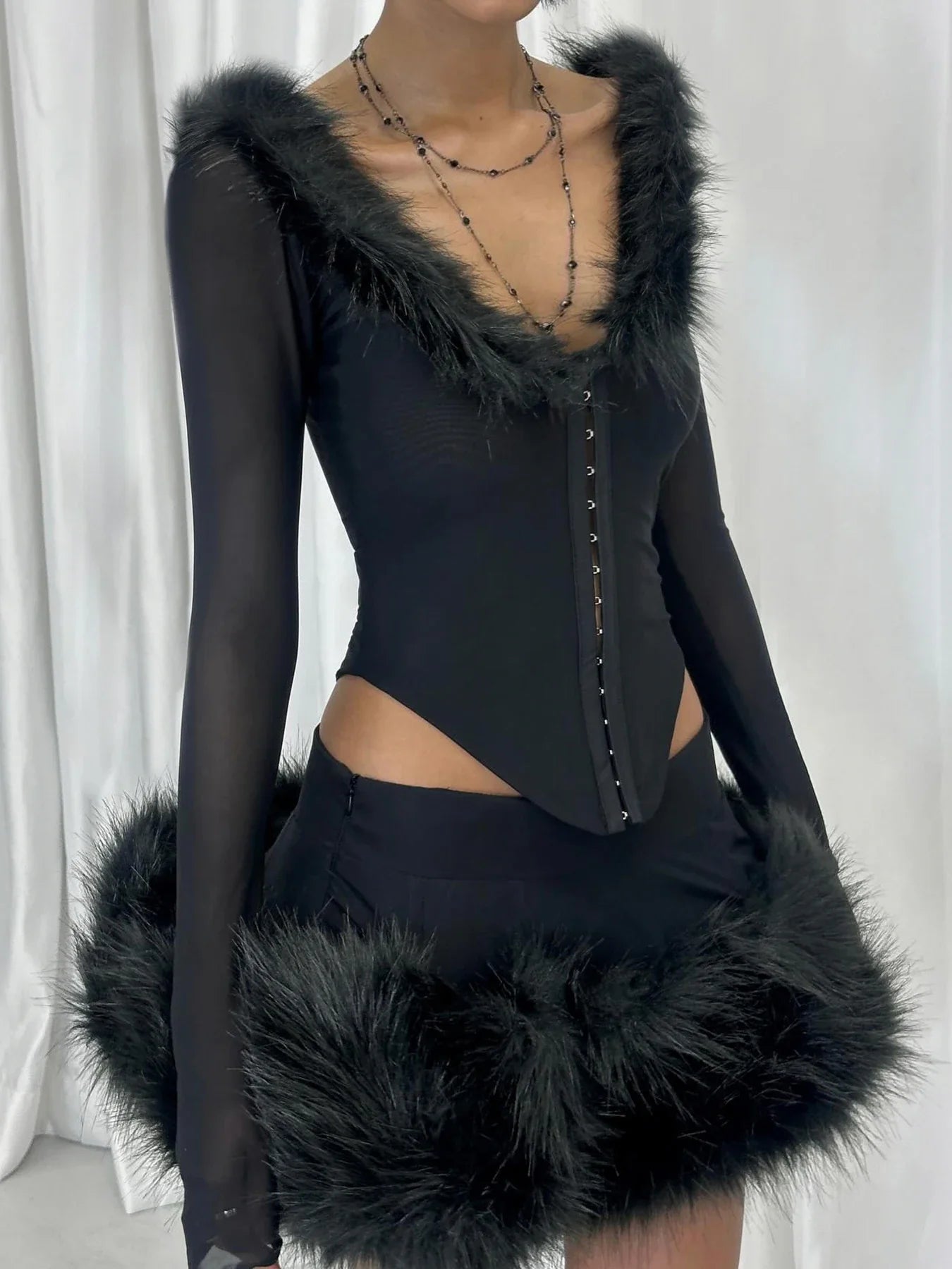 Fur Collar V-neck Knit Top