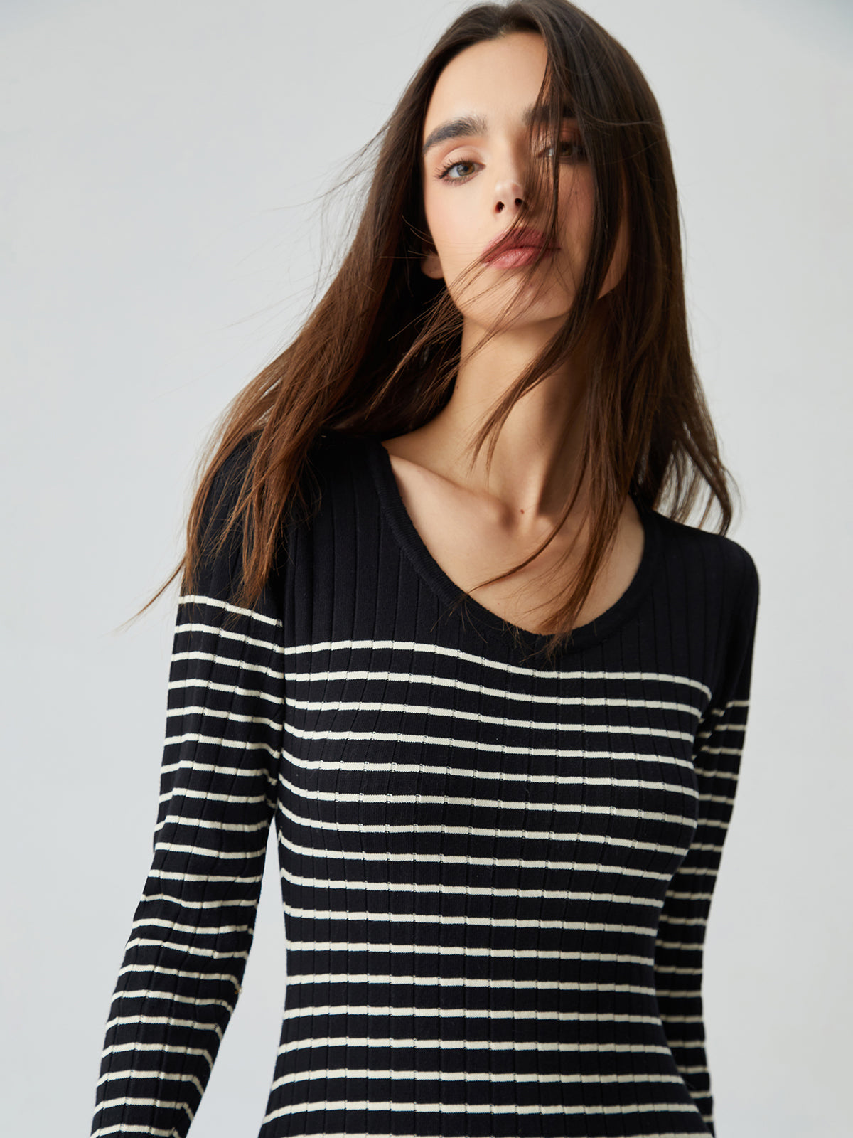 Contrast Trim Striped Crew Modern Neck Knit Sweater Dress 4