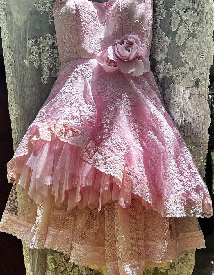 Elegant Strapless Tulle Lace Pink Short Prom Dress Formal Graduation Homecoming Dress D476