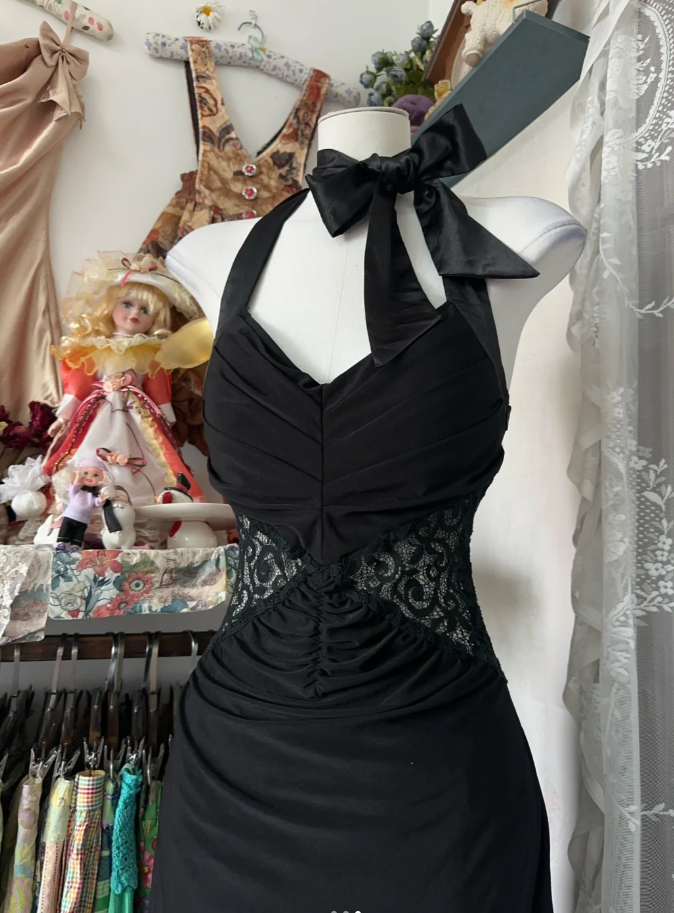 Sexy Black Halter V Neck Satin Lace Mermaid Long Evening Dress Birthday Prom Dresses D1759