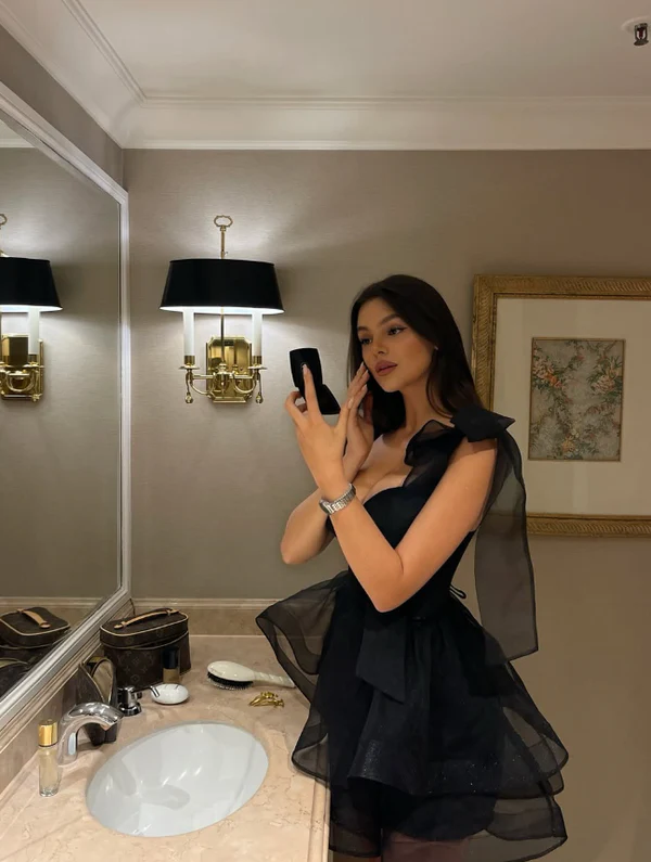 Elegant Bow Straps Black Sweetheart Neck Short A Line Party Dress Formal Homecoming Dress Cocktail Dress D198