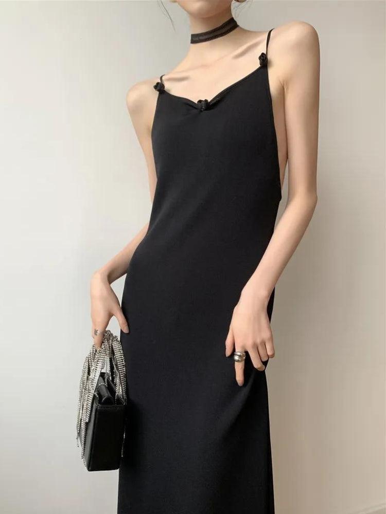 Butterfly Appliqué Open-Back Mermaid Midi Dress 3