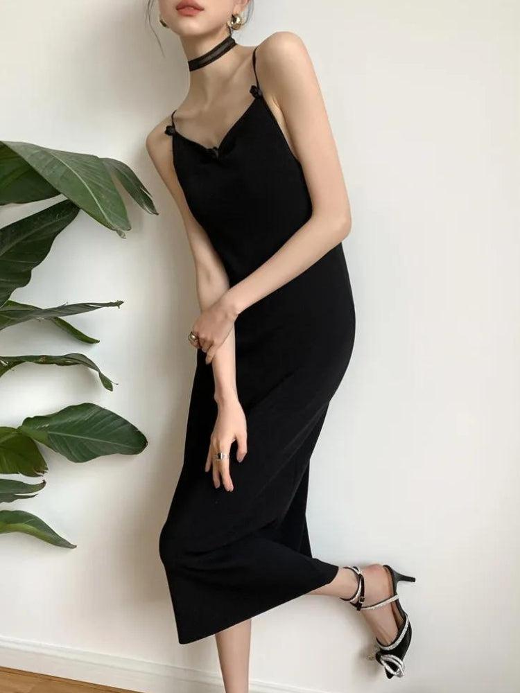 Butterfly Appliqué Open-Back Mermaid Midi Dress 4