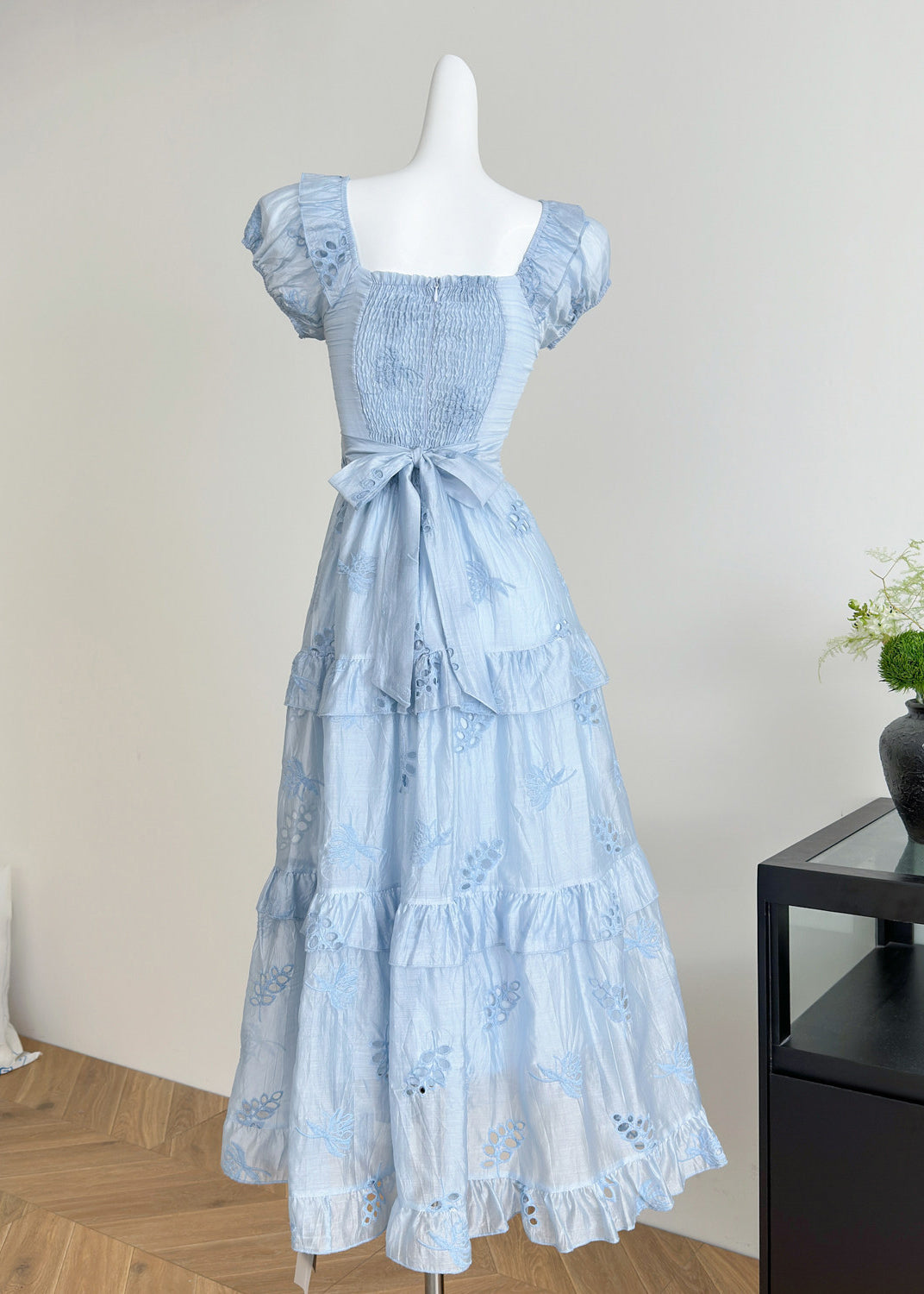 Eyelet Embroidery Square Neck Tie Ruffle Puff Sleeve Tiered Maxi Dress - View 4