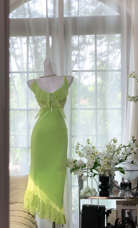 Classy Spaghetti Straps V Neck Green Chiffon Beaded Ruffles Long Party Dress Birthday Outfits D1376