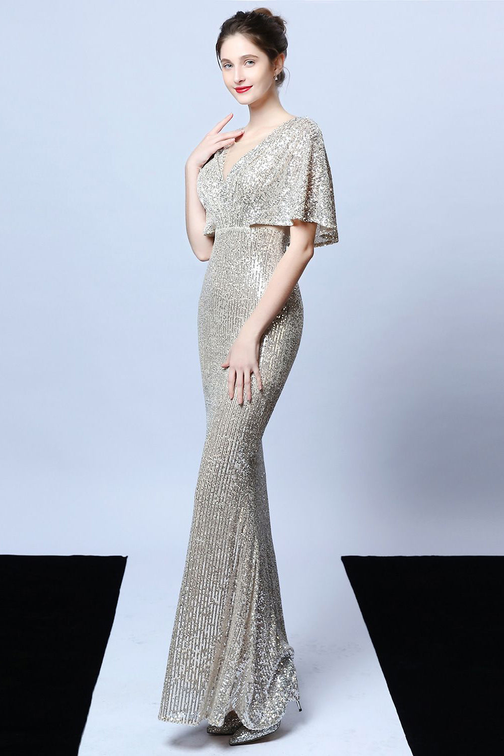 Mermaid V Neck Dark Green Sequins Long Prom Dress with Short Sleeves - Fashionpara
