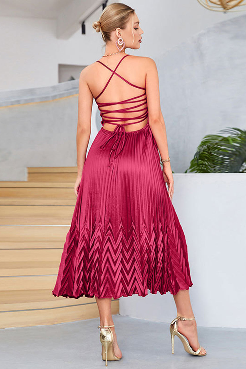 Burgundy A-Line Spaghetti Straps Pleated Tea-Length Evening Dress