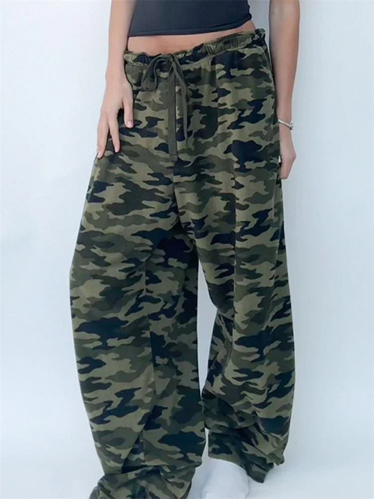 Camouflage Print Elastic Low Waist Wide Leg Pant
