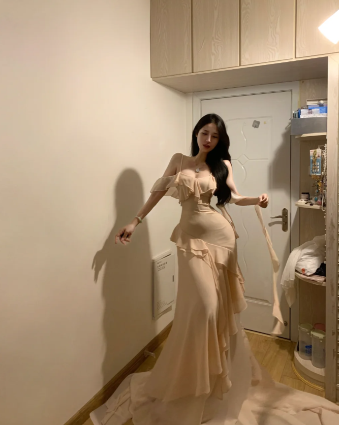 Classy Spaghetti Straps Apricot Chiffon Ruffles Mermaid Evening Dress Long Prom Gown D840