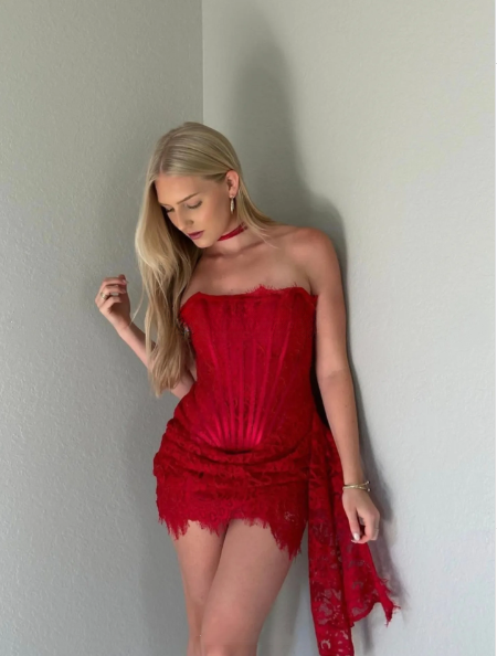 Sexy Strapless Black Lace Pleated Short Party Dress Cocktail Dress Formal Homecoming Dress D264