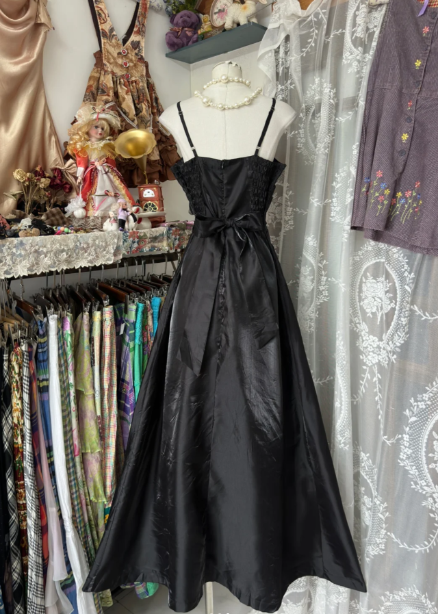 Fashion Black Sapghetti Straps Satin Pleated Beaded Long Birthday Party Dress Formal Evening Dress D1783