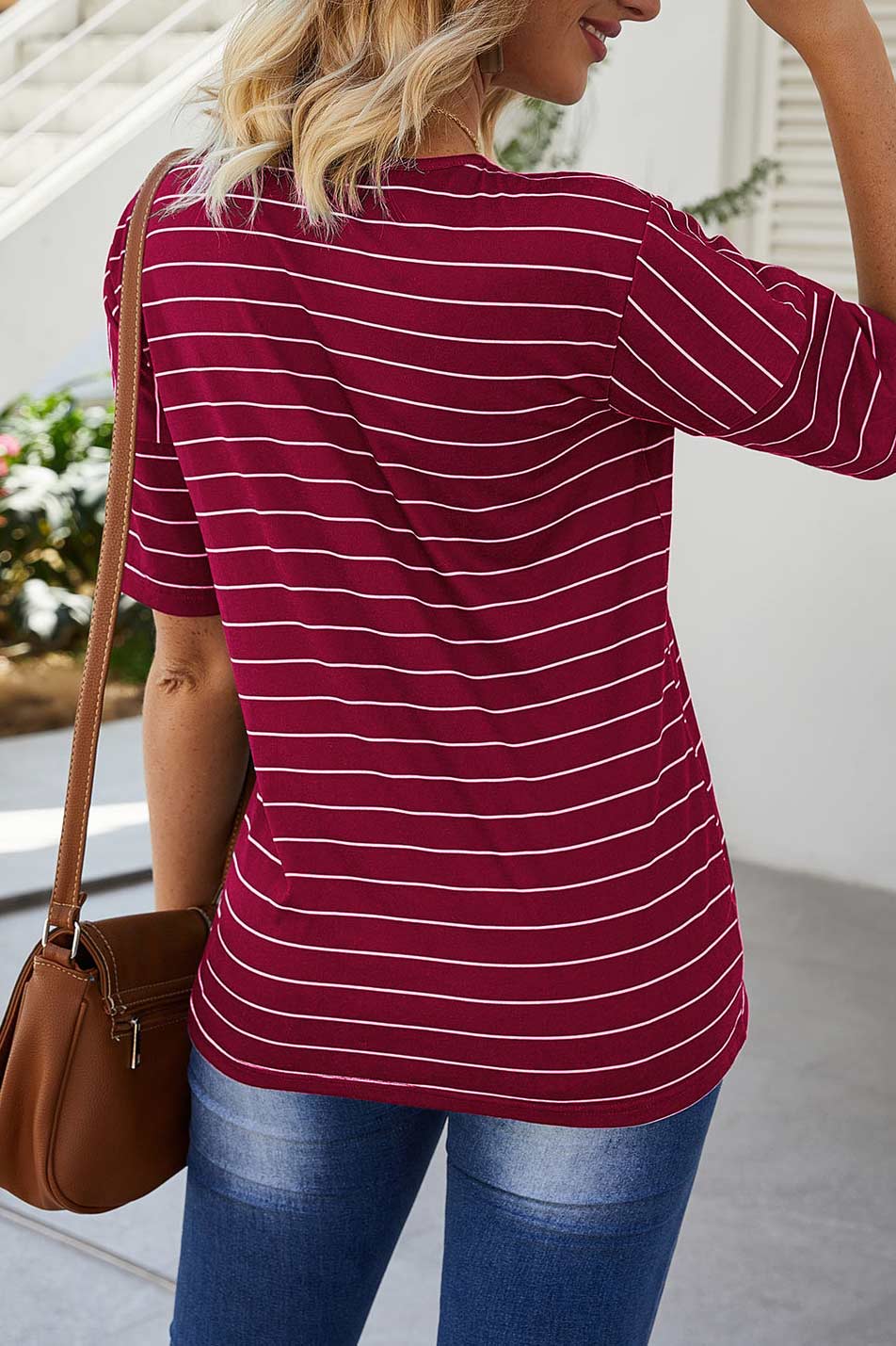 Casual Striped V-neck T-shirt - Fashionpara