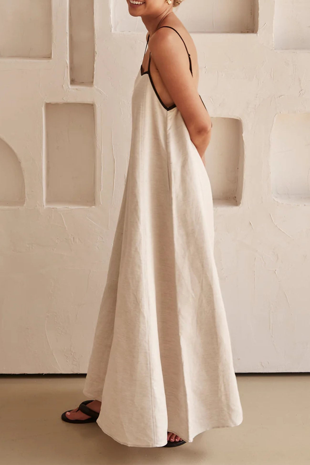 Contrast Loose Strappy Midi Dress