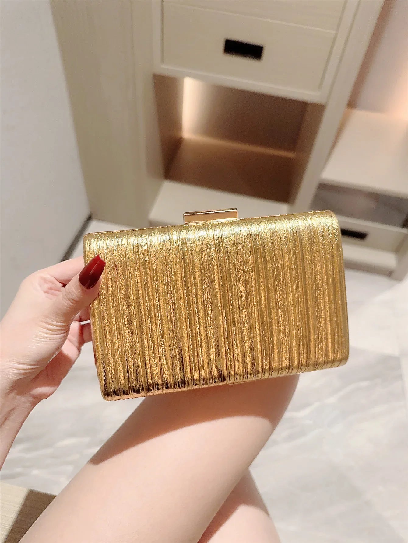 High-End Dinner Pu Clutch Bag Metal Texture
