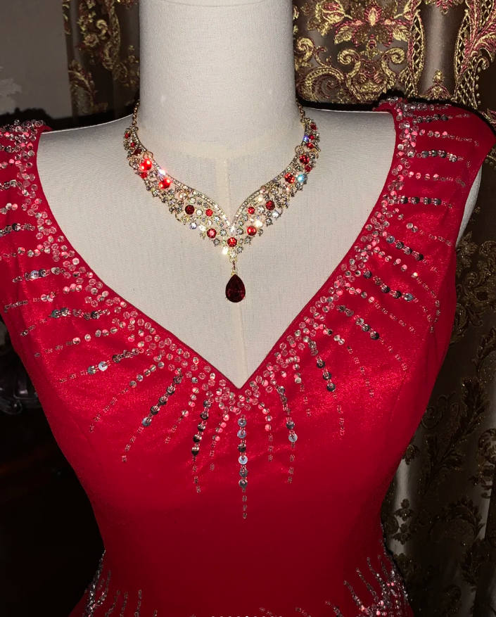 Glitter V Neck Sleeveless Satin Tulle Beaded Mermaid Long Evening Dress Party Gown D1749