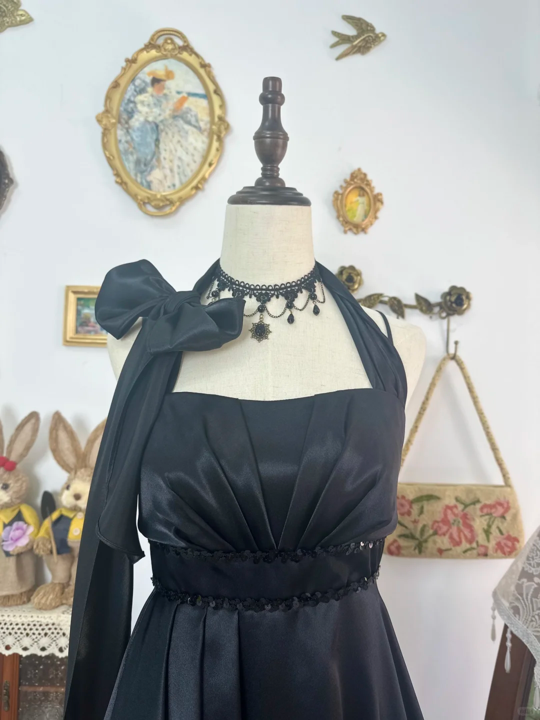 Vintage Black Halter Satin Formal Homecoming Dress Short Party Dress D529