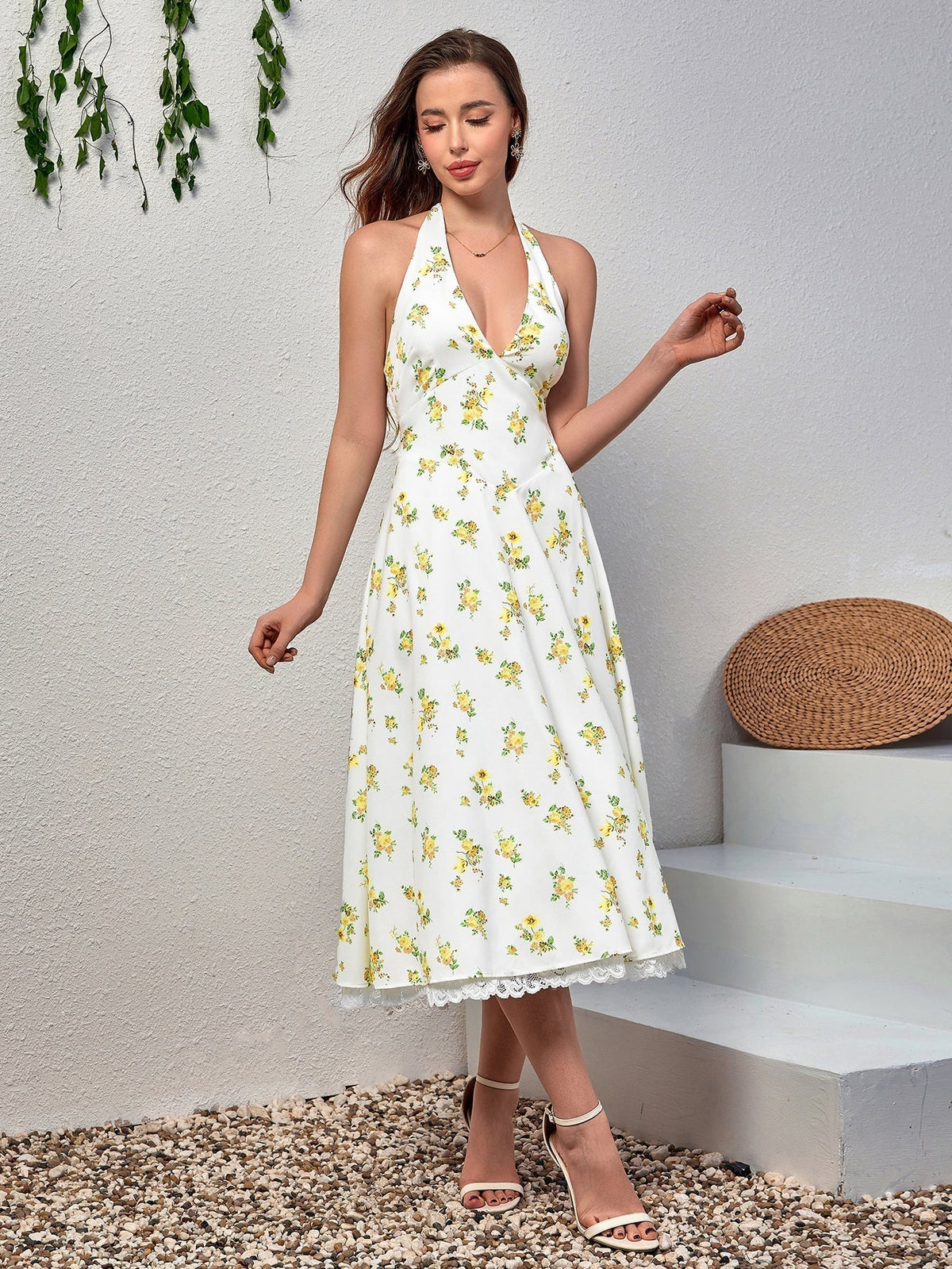 Floral Halter Neck Deep V-Neck Lace Trim Fit and Flare Midi Dress 33