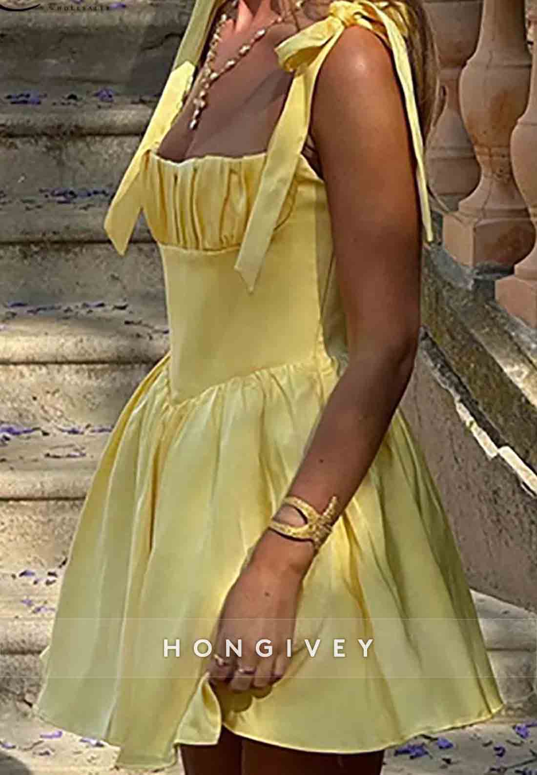 Bowknot A-Line Sleeveless Square Neck Pleated Short Homecoming Dresses