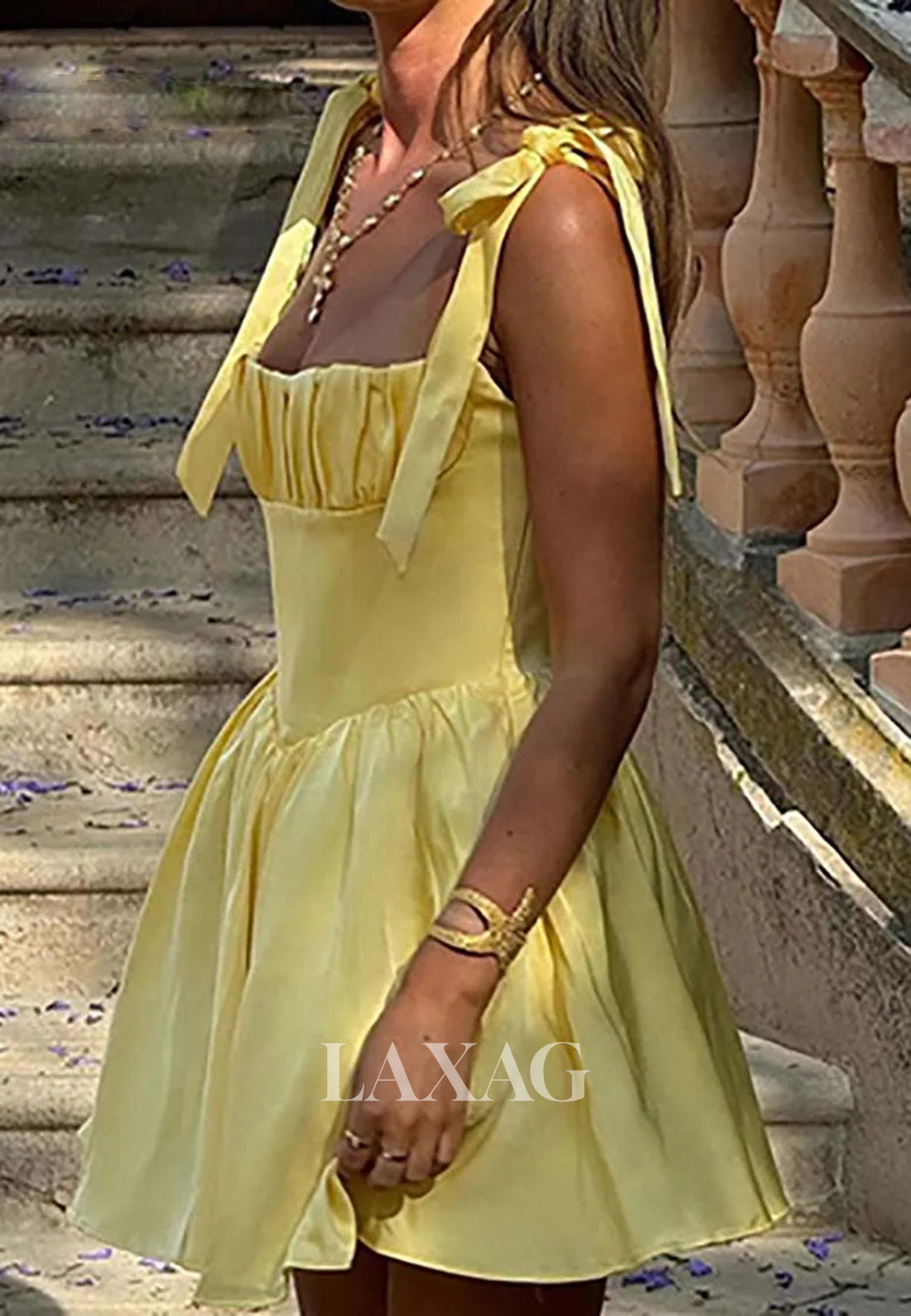 Bateau-Neck Bows-Straps Sleeveless Pleated Satin A-Line Party Homecoming Dress