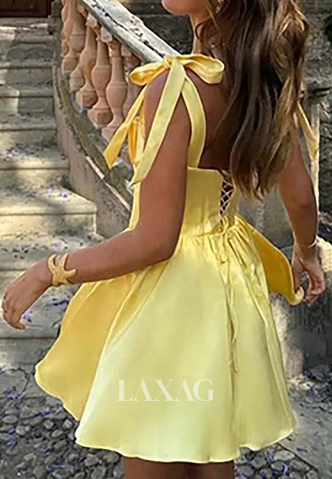 Bateau-Neck Bows-Straps Sleeveless Pleated Satin A-Line Party Homecoming Dress