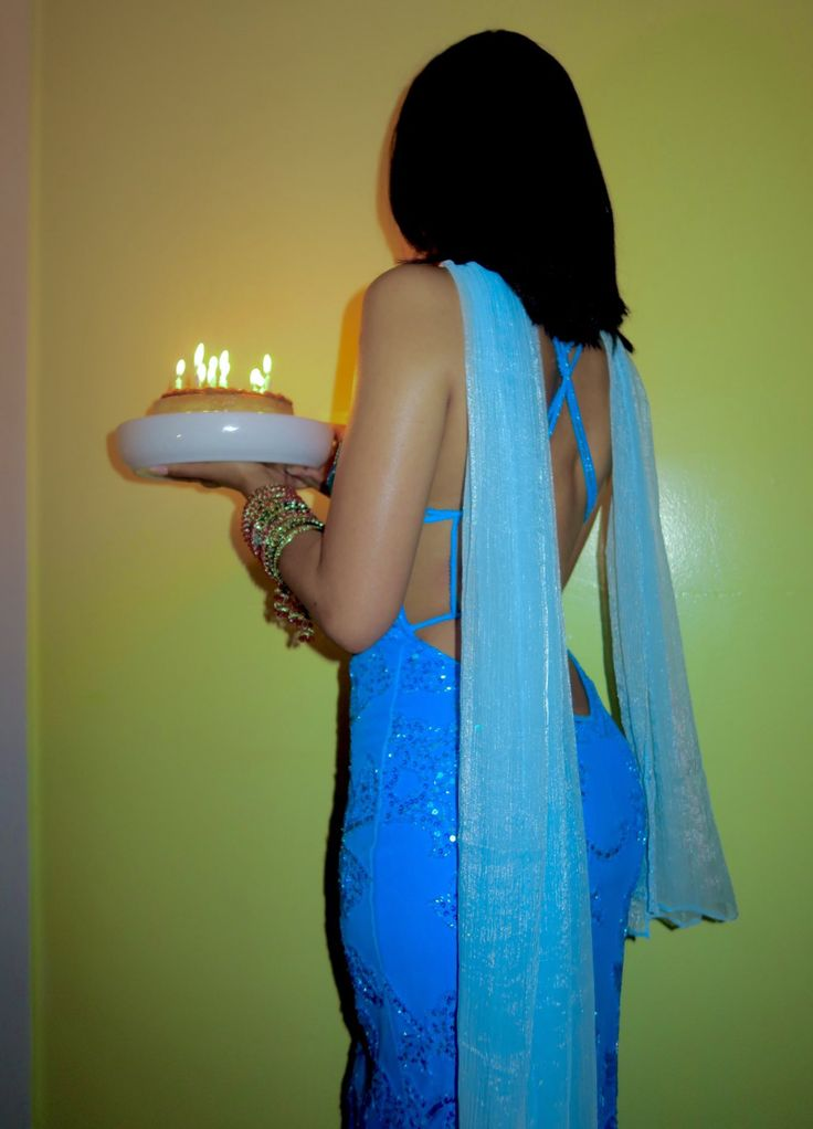 Gorgeous Spaghetti Straps Blue V Neck Chiffon Sequin Beaded Mermaid Evening Dress Long Prom Dresses With Ribbon D973