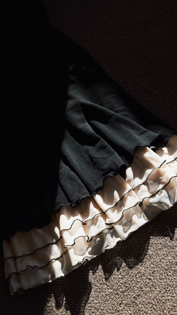 Elegant Spaghetti Straps Black Satin Layered Mermaid Evening Dress Long Birthday Party Gown D1458