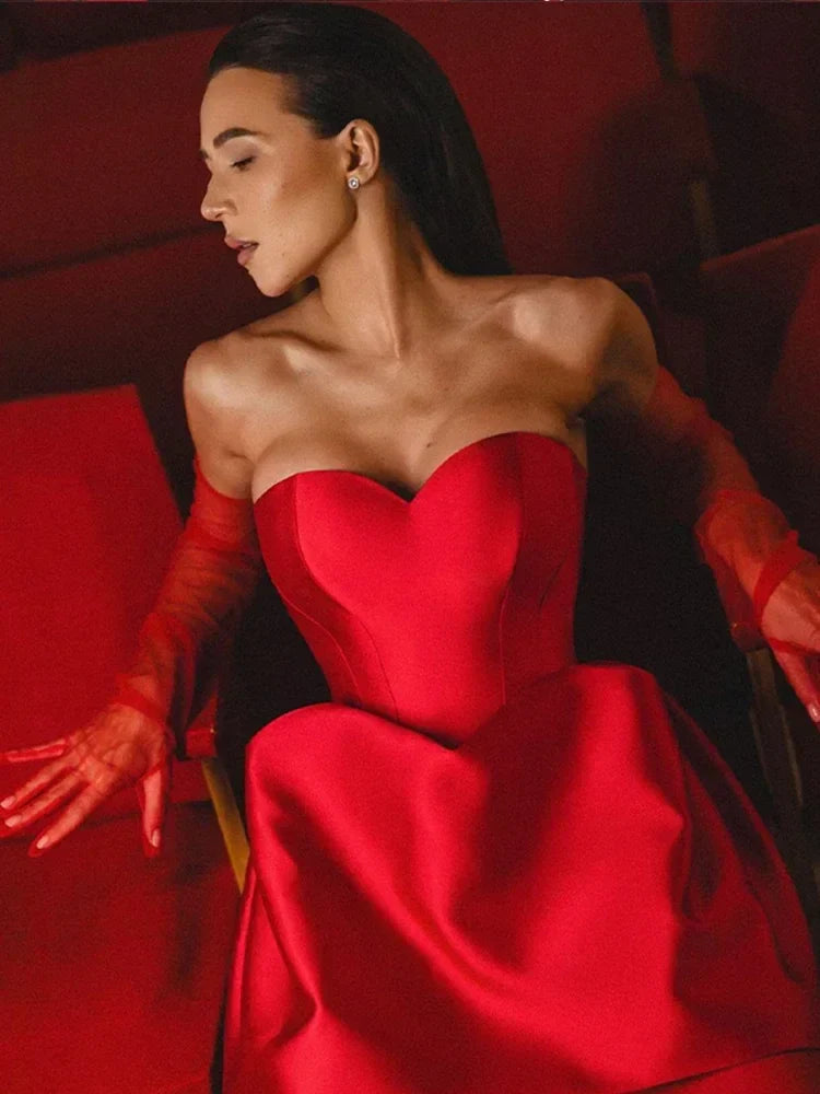 Red Flower Bud Mini Strapless Off Shoulder Backless High Waisted Christmas Party Dress - Fashionpara