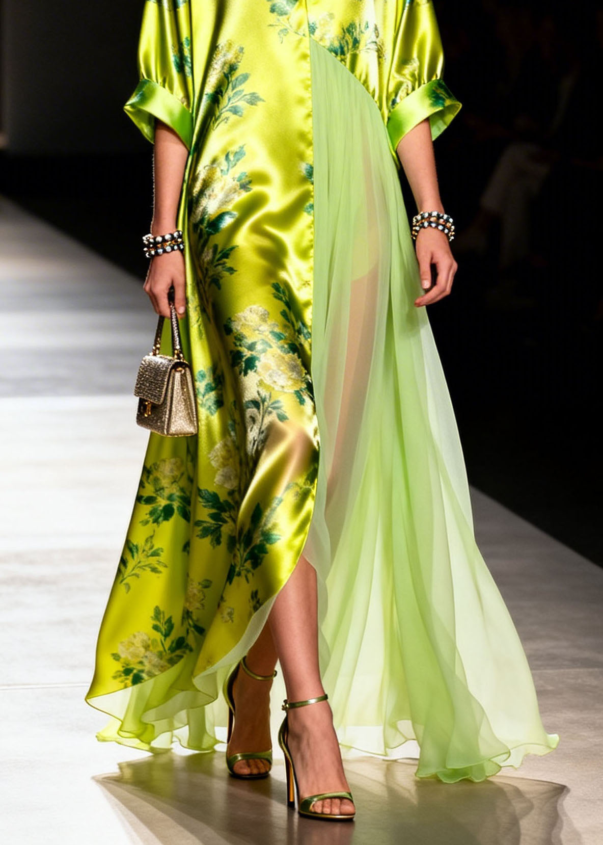 Floral Print Deep V-Neck Pleated Chiffon Panel Wide Maxi Dress - View 4