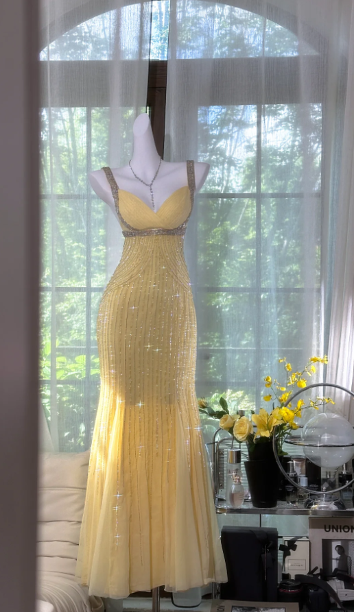 Glitter V Neck Yellow Chiffon Beaded Mermaid Party Dress Long Prom Gown D921