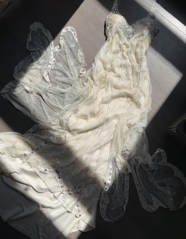 Glitter Spaghetti Straps Off White Chiffon Sequin Beaded Mermaid Evening Dress Long Party Dres D939