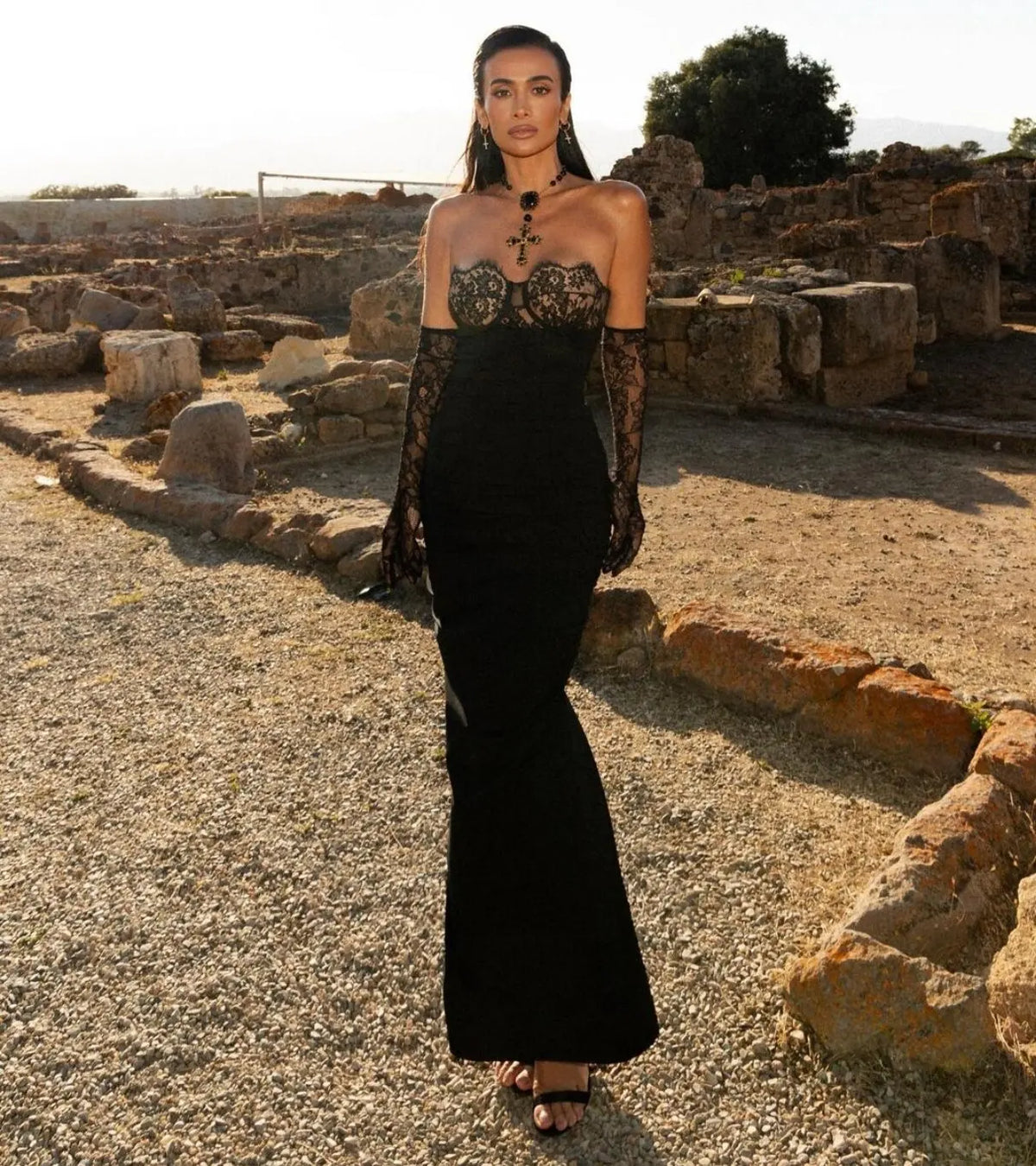 Lace Strapless Sweetheart Bodycon Maxi Dress