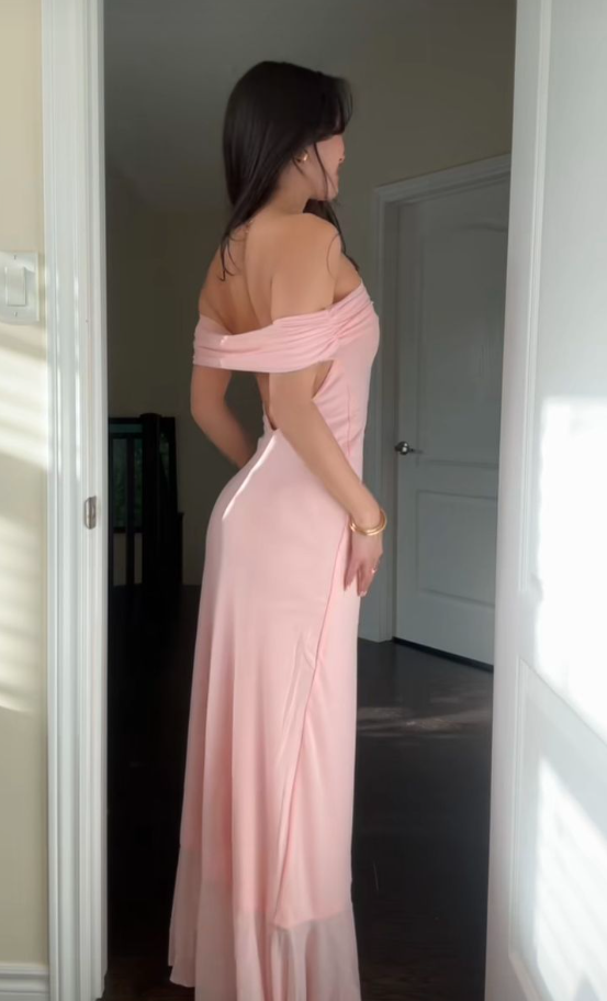 Pretty Strapless Pink Chiffon Ruffles Slit Evening Dress Long Wedding Guest Dress D959