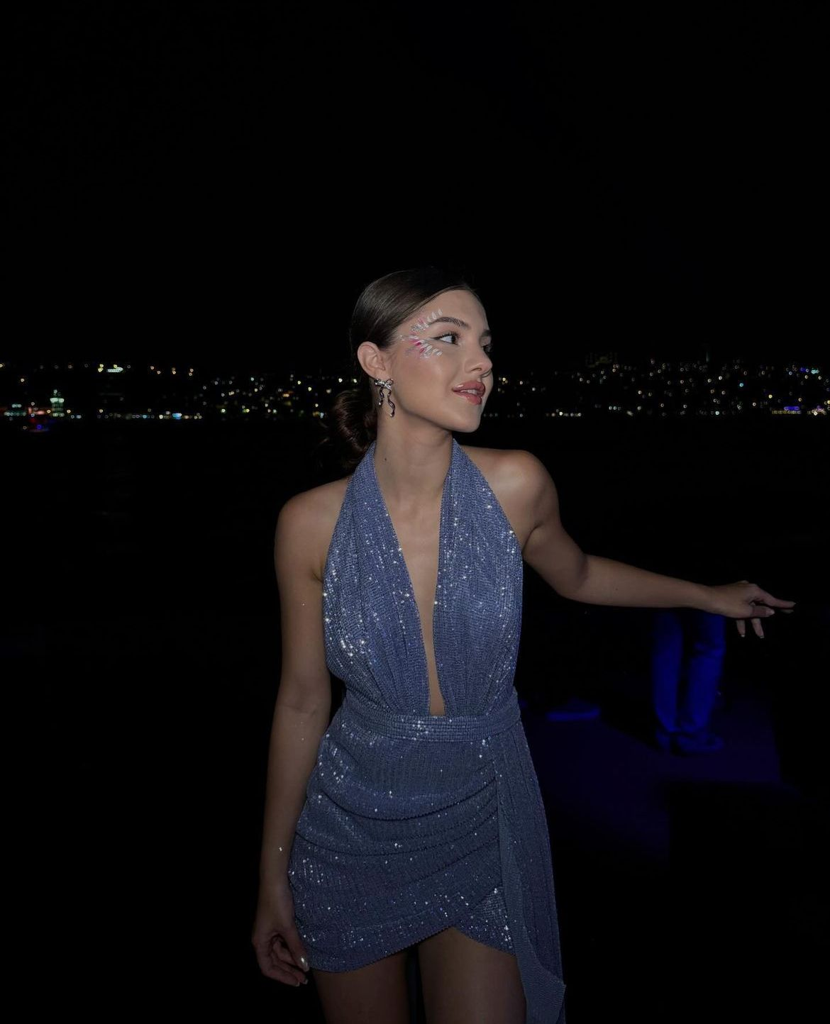 Sparkly Halter Sheath Blue Sequin Short Cocktail Dress Formal Homecoming Dress D209