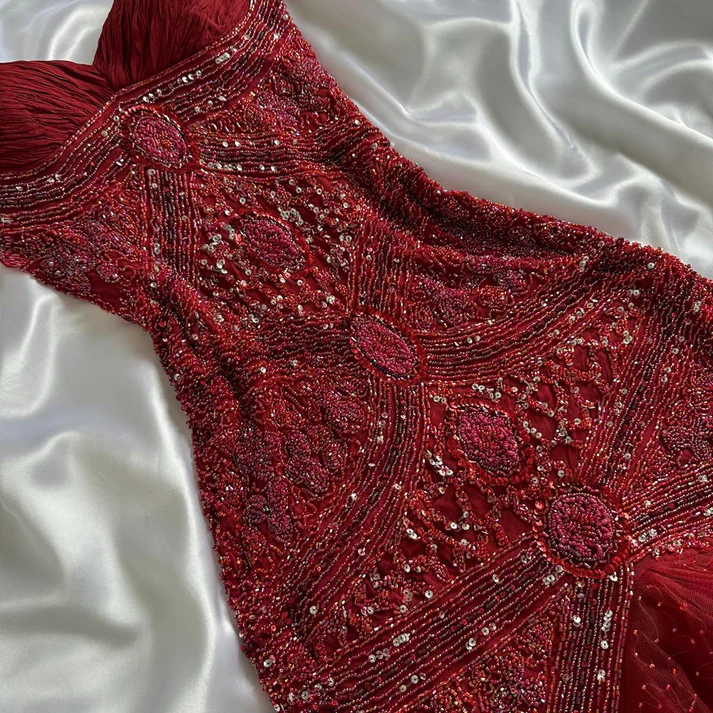 Gorgeous Red V NecK Tulle Sequin Beaded Mermaid Long Evening Dress Formal Birthday Party Dress D1480