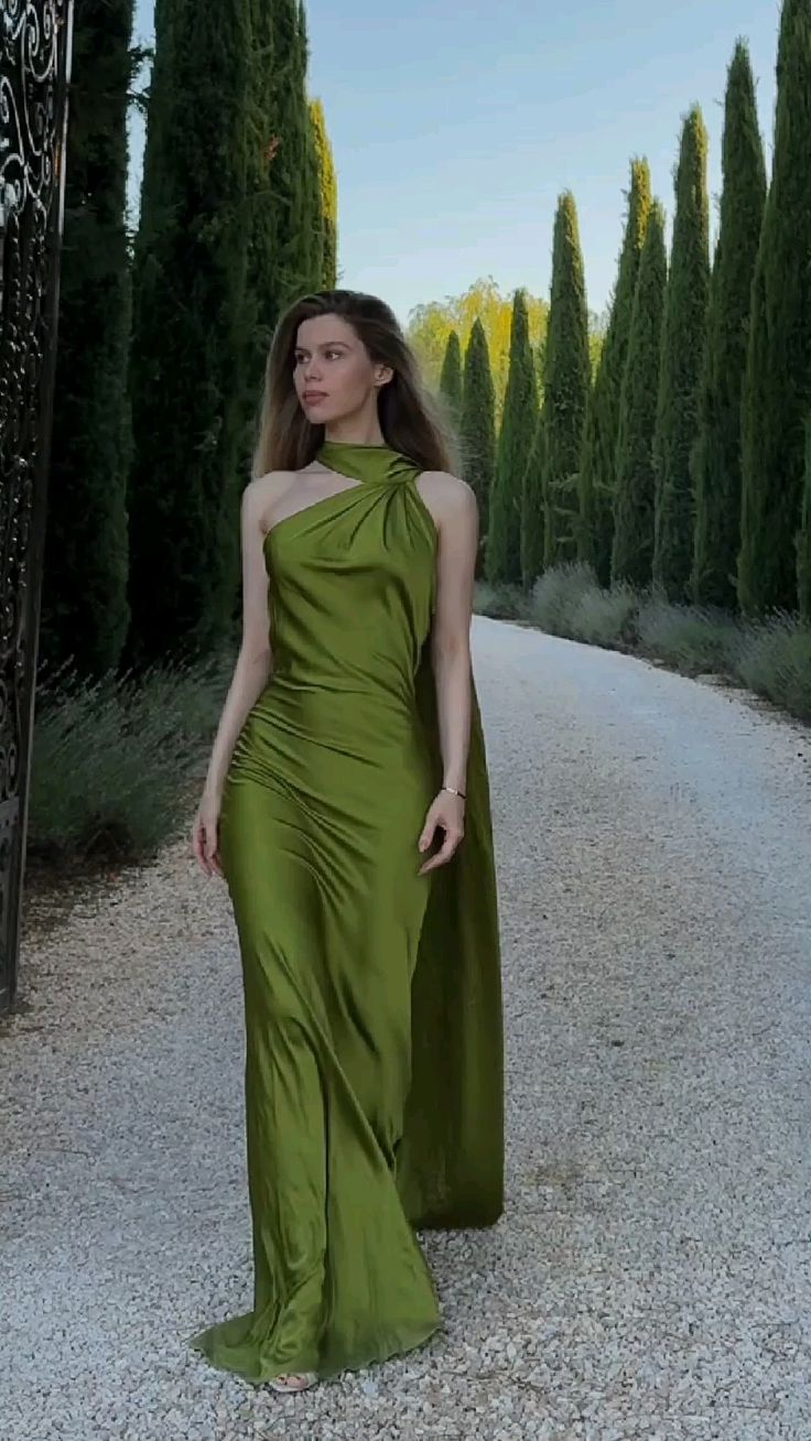 Classy Halter Green Satin Mermaid Birthday Party Dress Backless Long Evening Dress D1368