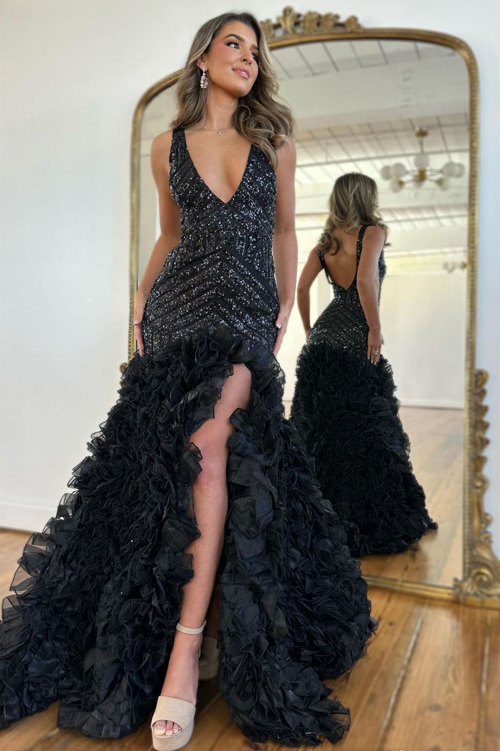 Gorgeous Black Mermaid V-Neck Long Sequin Prom Dress With Ruffles