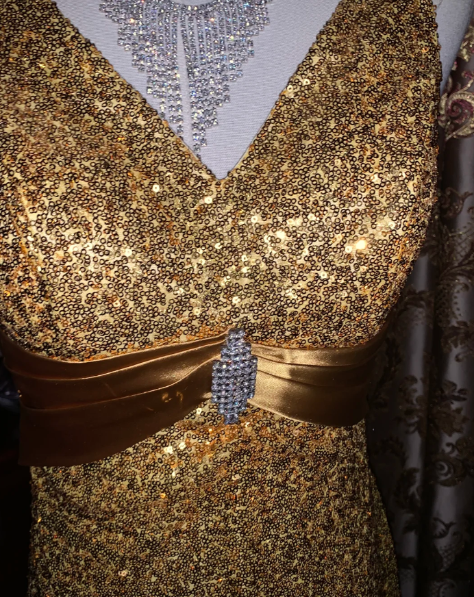 Glitter V Neck Sequin Beaded Gold Mermaid Party Dress Long Evening Dress D1725