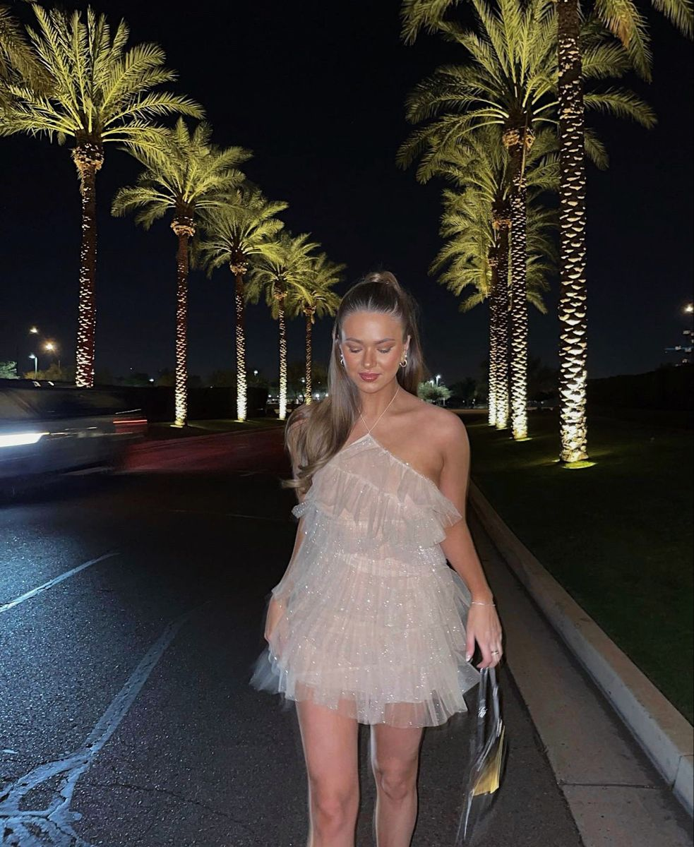 Pretty Halter White Tulle Sequin Layered Formal Homecoming Dress Short Cocktail Dress Birthday Outfits D214