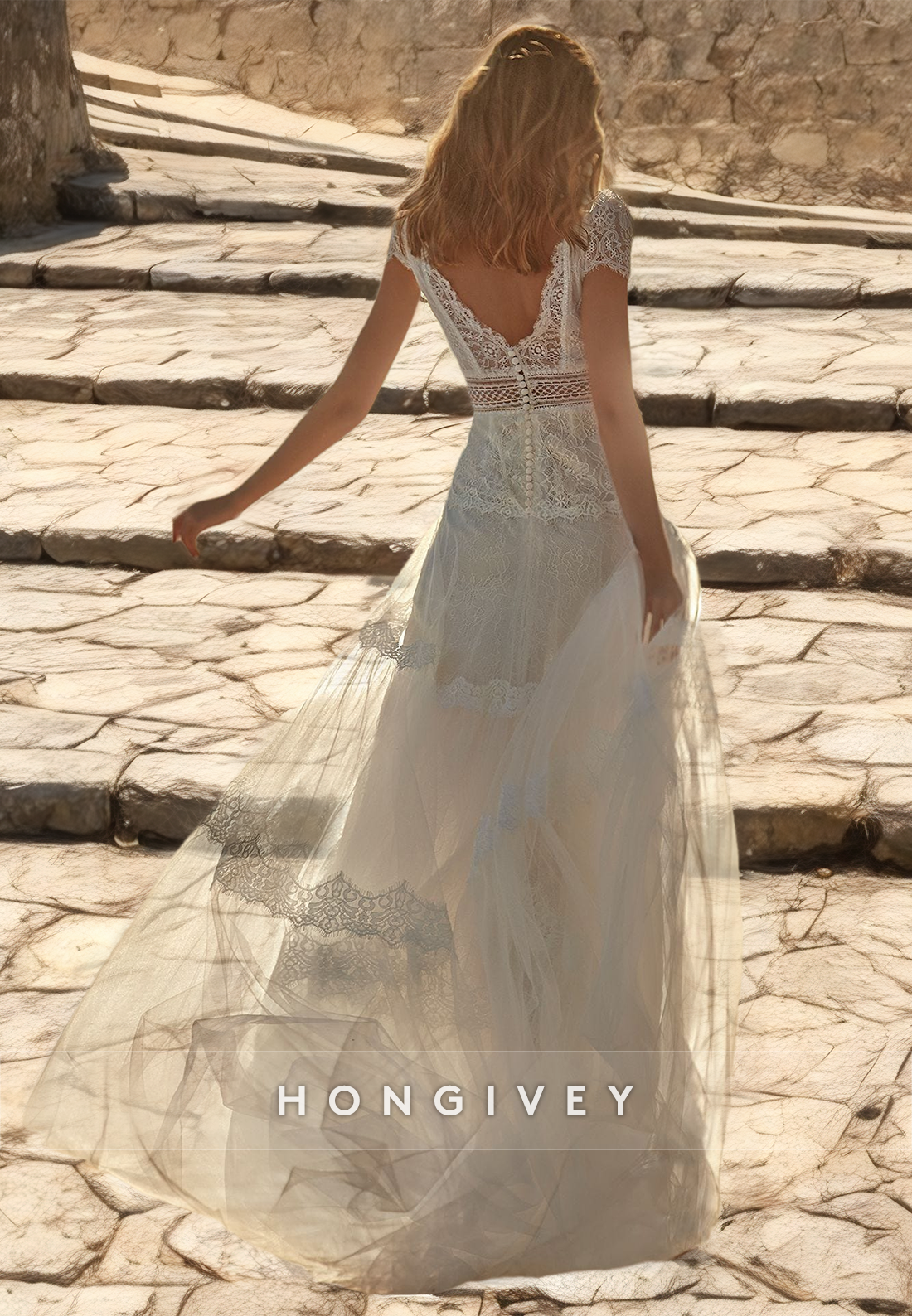 Lace Wedding Dresses Beach Short Sleeves V-Neck Sheath Bridal Dress