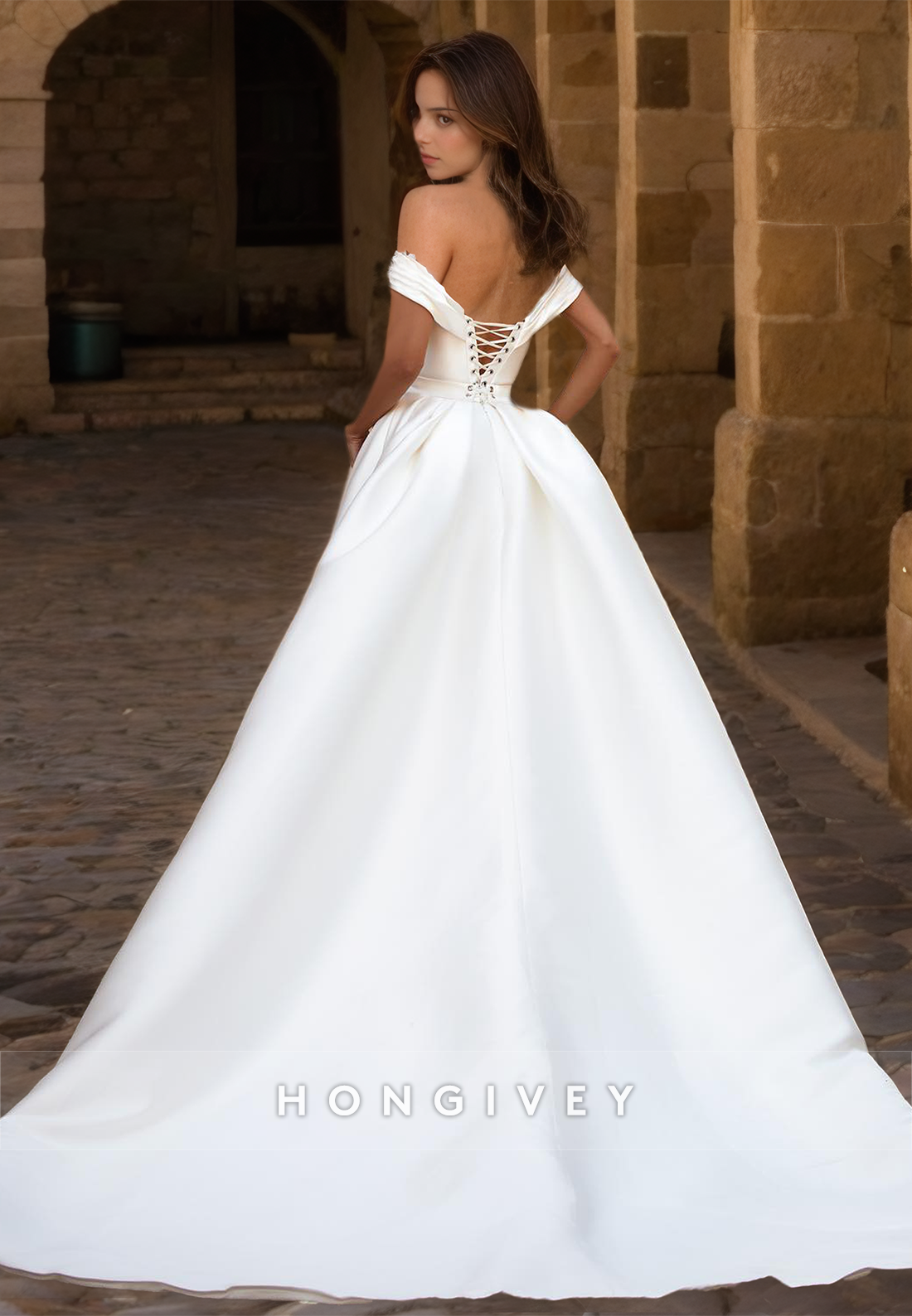 Off-Shoulder Wedding Dress with Train Elegant New Satin Mermaid Bride Gown